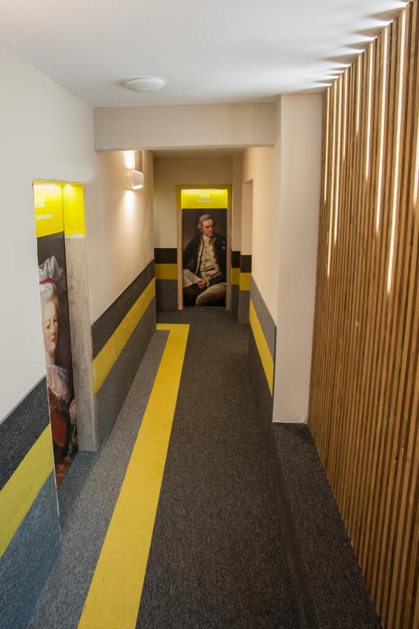White House Family Hotel Spa Zone Baltschik Exterior foto